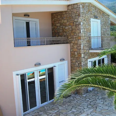 빌라 Luxury Flora Kiparissia *